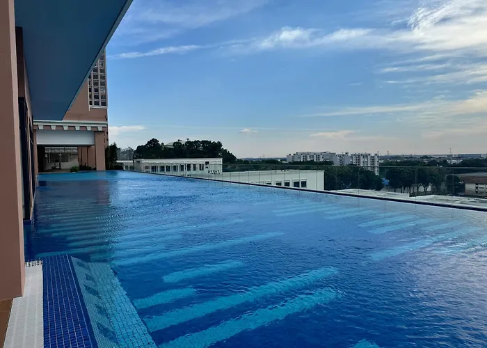 Reenhomestay Edu Sentral Setia Alam Shah Alam
